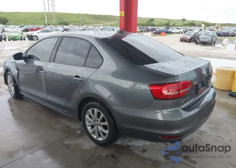 2015 Volkswagen Jetta 1.8T Se from USA, damaged, VIN 3VWD17AJ3FM355584